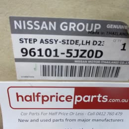 Nissan Navara D23 NP300 Dual Cab Genuine Left Hand Side Step With Ends New Part