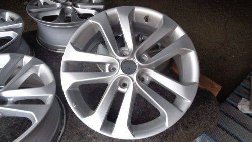 Nissan Juke Genuine Set Of 5 Alloy Wheels Used Part VGC.