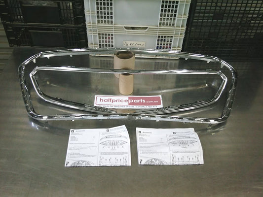 Holden VF II SS/SSV Series II Genuine Upper and Lower Chrome Grille Surrounds - New Part
