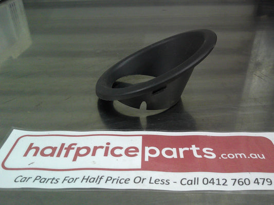 Holden CG7 Captiva Genuine Left Hand Front Fog Light Trim Used Part