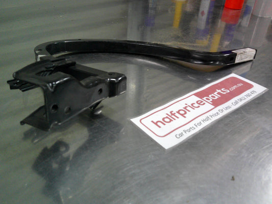 Holden JG/JH Cruze Genuine Left Hand Rear Boot Lid Hinge New Part