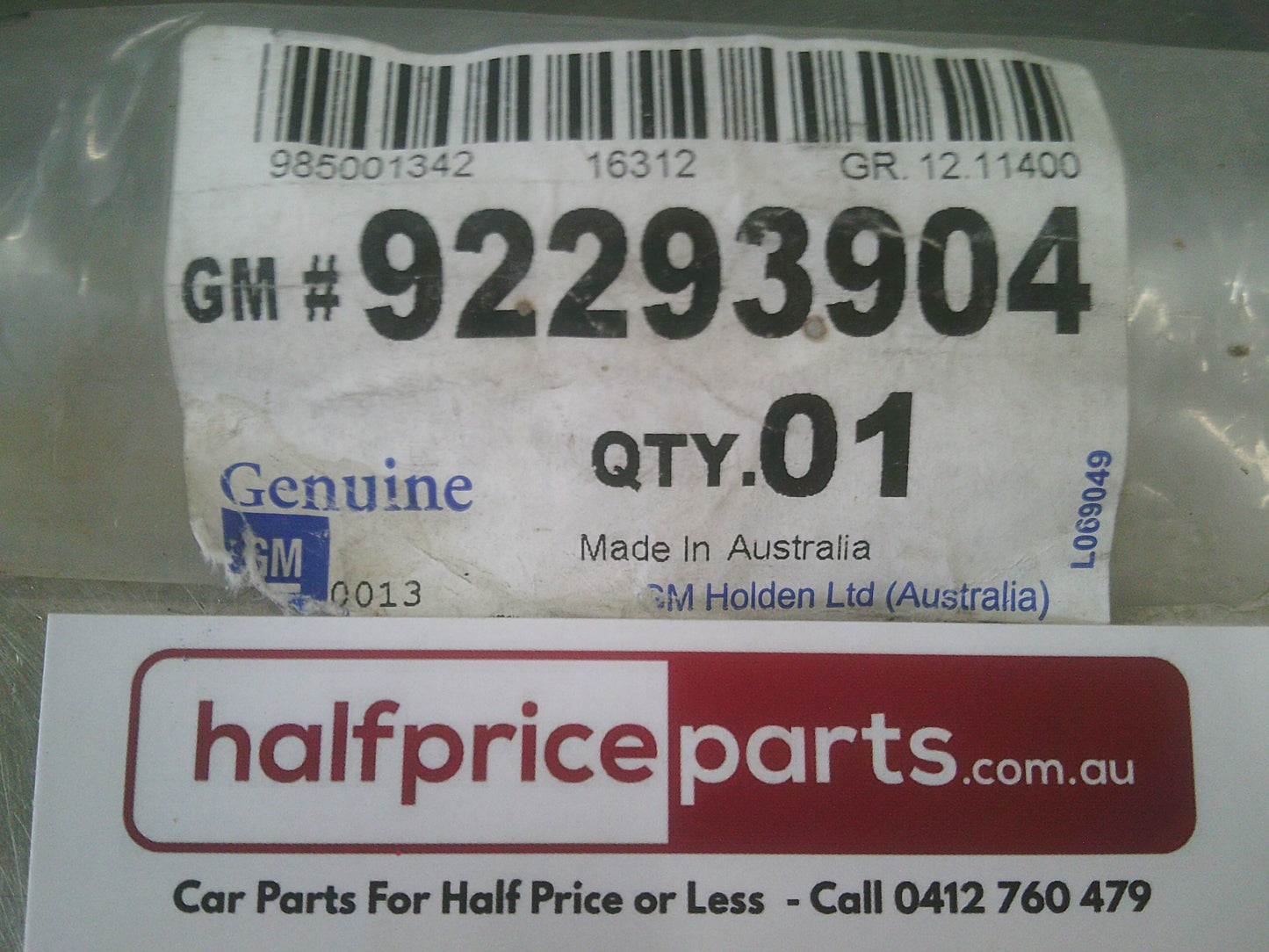Holden Commodore VF SS Genuine Left Hand Rear Upper Door Moulding New Part
