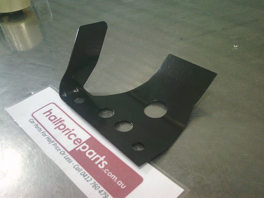 Holden VZ Commodore/Monaro Genuine Passenger Front Guard Bracket New Part