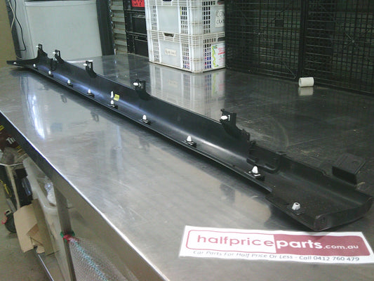 Holden Cruze JH Sedan Genuine Right Hand Lower Rocker Panel Molding (Unpainted) New Part