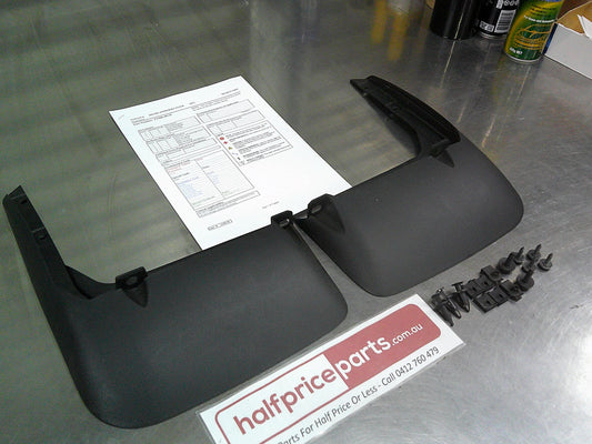 Toyota Kluger Genuine Rear Mud Flap Set Part Of Fitting Kit New Part