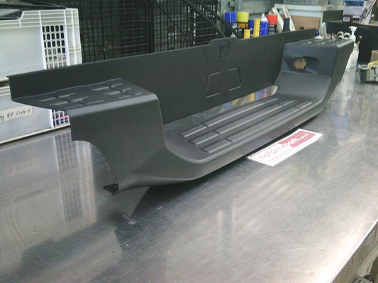 Holden RG Colorado Genuine Rear Bumper Step Center Plastic Protector Trim New Part