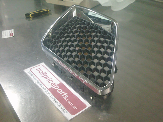 Holden VE Commodore Genuine Front Right Hand Chrome Upper Grille Panel - New Part