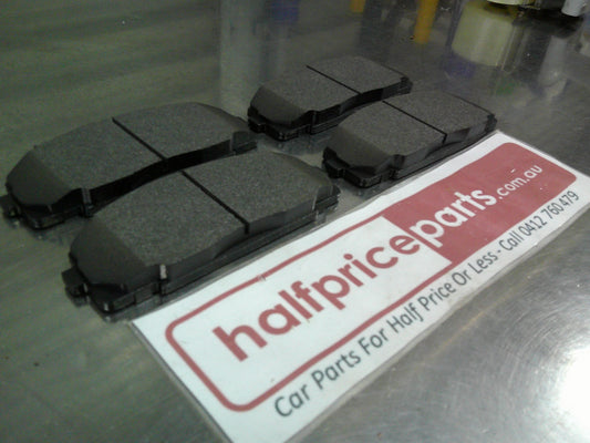 Bendix/QFM Front Disc Brake Pads Suits Toyota Hiace/Hiace SBV/Grand Hiace New Part