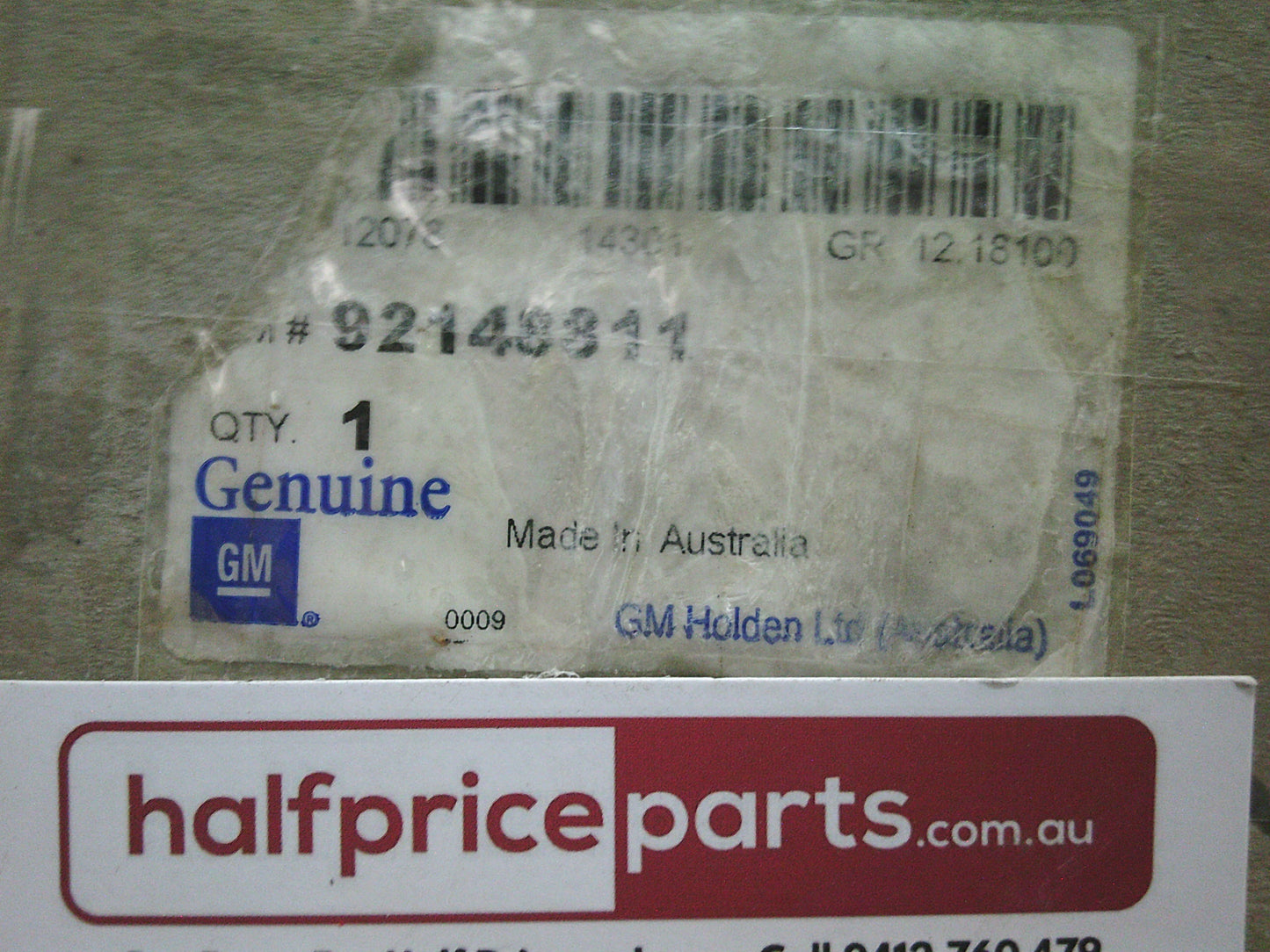 Holden VZ Commodore Genuine Spoiler Wing Kit w/Stop Light - New Part