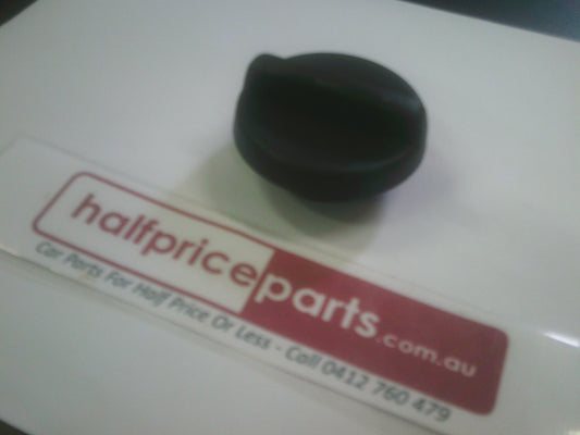 Daewoo Leganza/Nubira Genuine Oil Filler Cap New Part