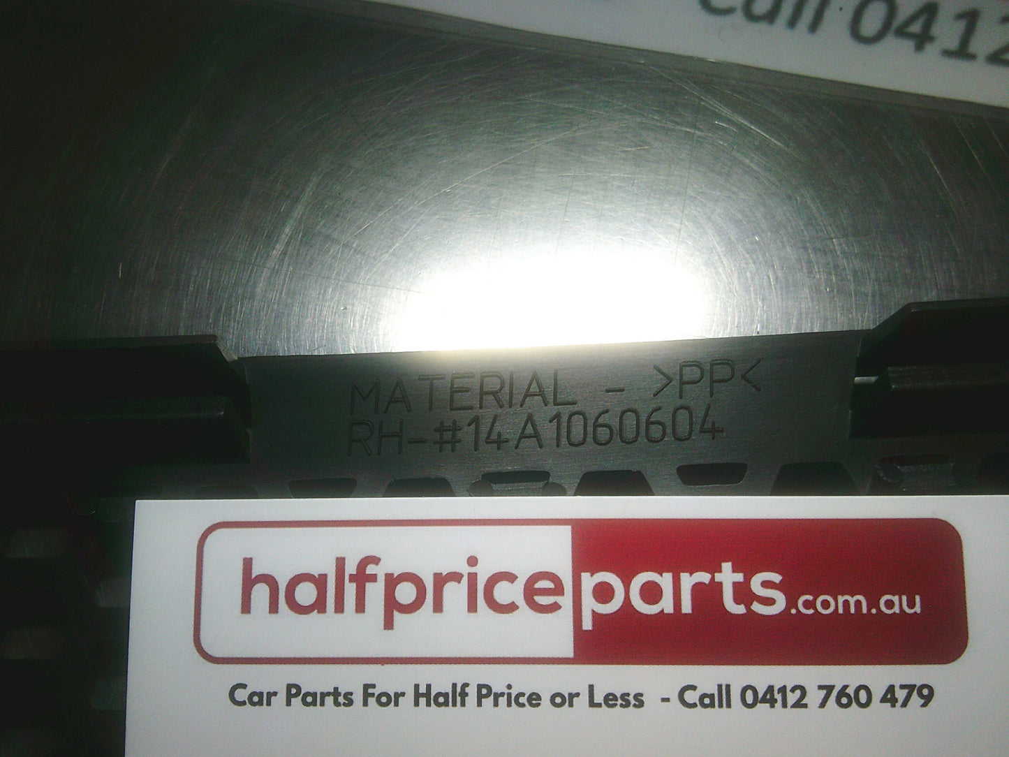 Holden HSV VE E2-E3-GTS-Clubsport R8 Genuine Right Upper Grille Black New Part