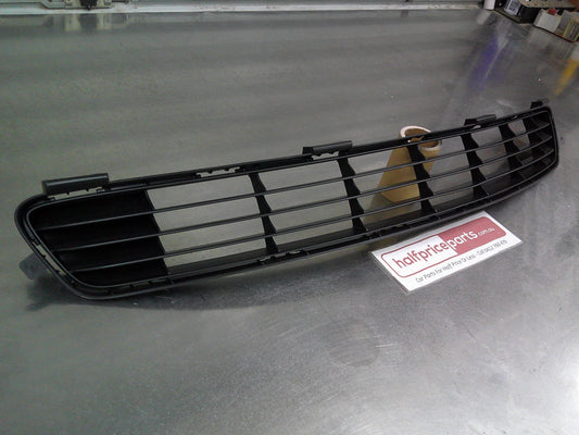 Toyota Aurion GSV40 Genuine Front Bumper Lower Grille Insert New Part