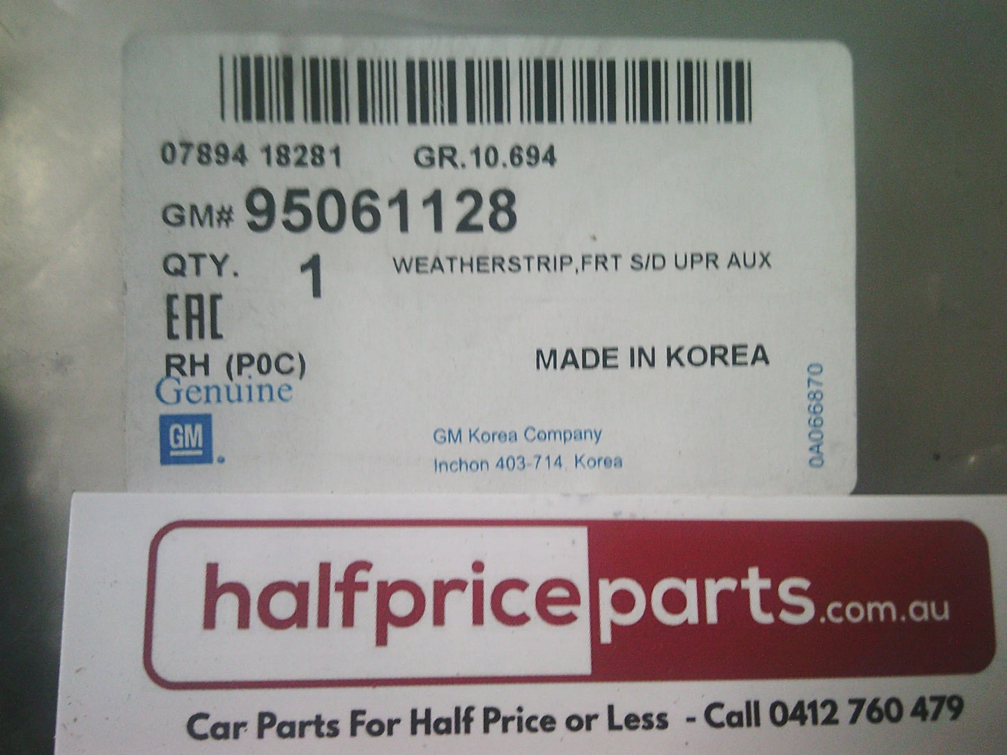 Holden CG Captiva Genuine Right Hand Front Door Upper Weatherstrip Seal New Part
