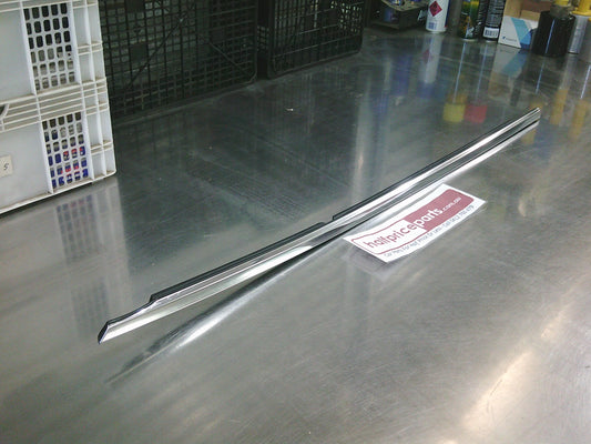 Holden Malibu Genuine Left Hand Rear Window Sweep Belt Moulding - New Part