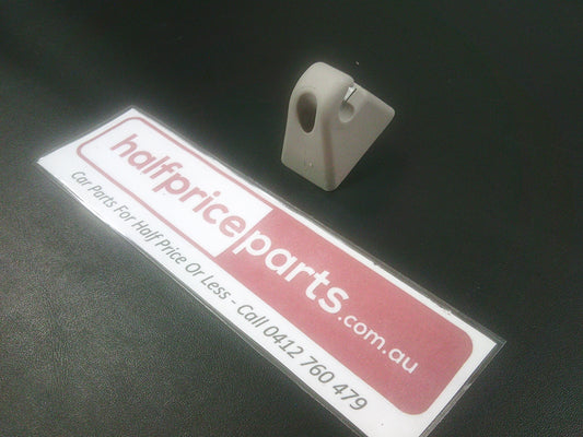 Holden VT/VX/VY/VZ Commodore/HSV/WH Statesman Genuine Sun Visor Retaining Clip New Part
