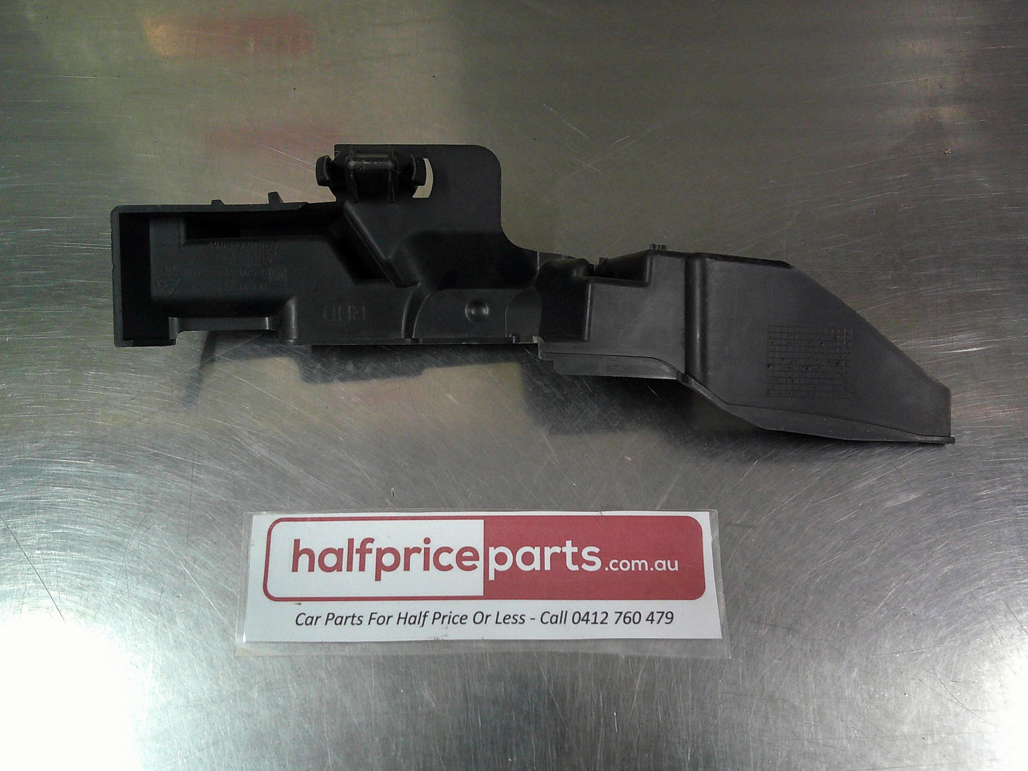 Holden VE/VF Commodore Genuine Air Inlet Grille Panel Extension New Part
