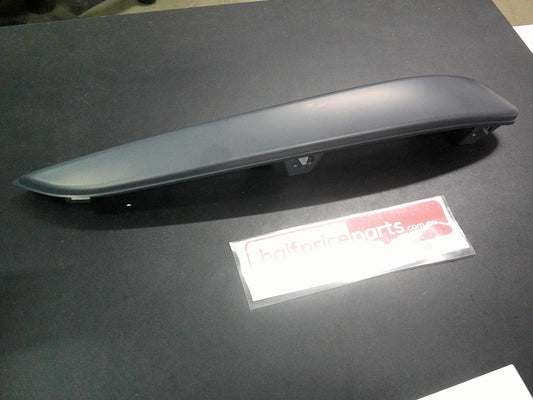Holden Astra H Genuine Right Hand Front Bumper Trim New Part