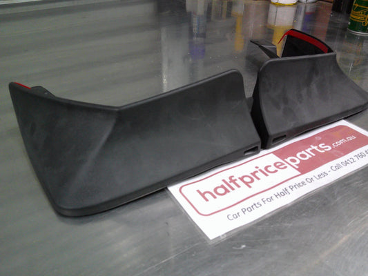 Holden ZB Commodore/Calais Wagon Genuine Rear Mud Flap Set New Part