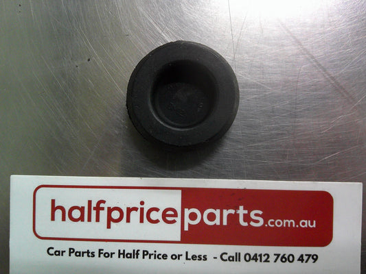 Holden TK Barina/MJ Barina Spark/TM Barina/CG/CG5 Captiva Genuine Drain Hole Plug New Part