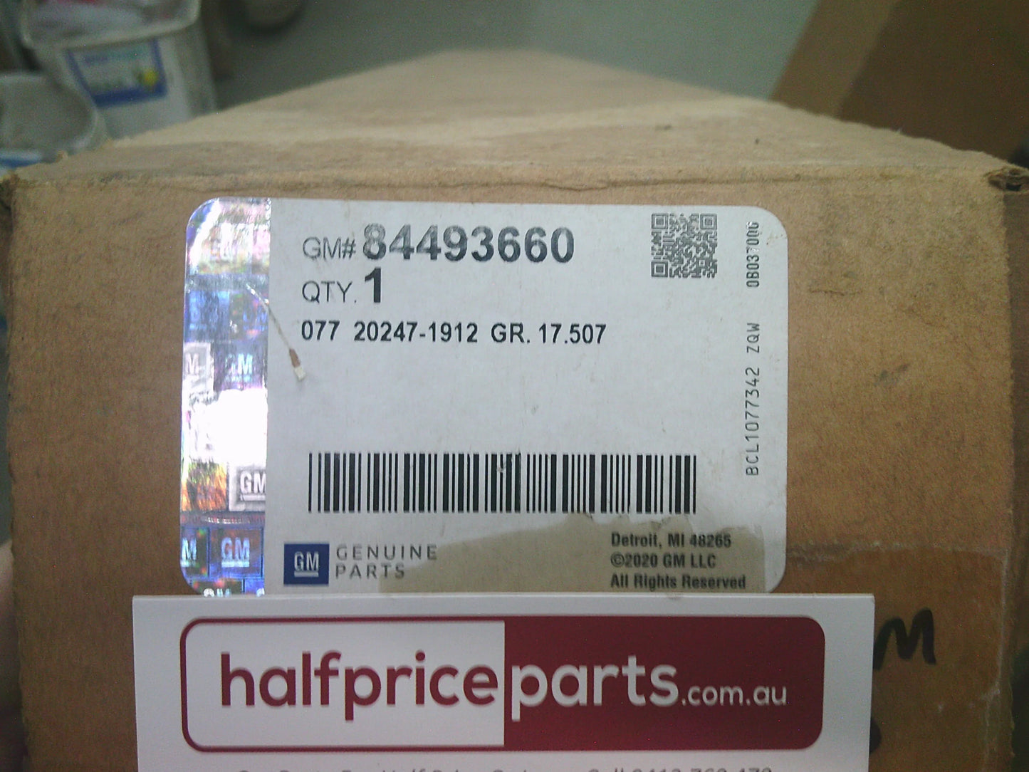 Holden GM Silverado Genuine Left Hand Top Tub Trim Moulding New Part
