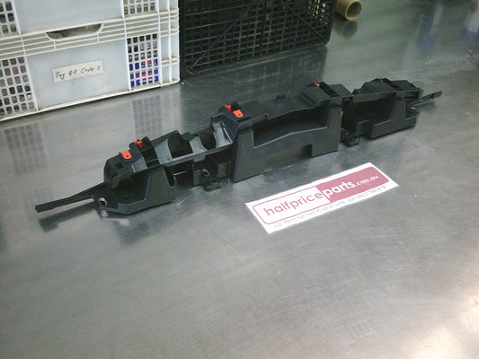 Holden Astra J Genuine Front Bumper Centre Support - New Part