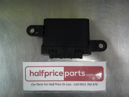 Holden VF SS Commodore Genuine Rear Park Assist Control Module New Part