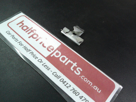 Holden VY/VF Commodore/WN Statesman Genuine Rear Roof Moulding Clip New Part