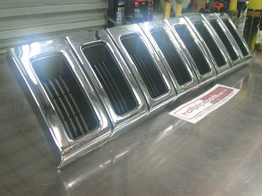 SSS AUTO Front 8 Slot Chrome Grille Assembly Suits Jeep ZG Grand Cherokee New Part