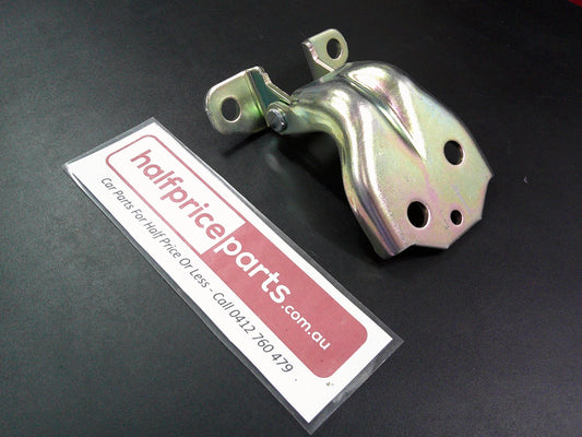 Holden RG Colorado Genuine Right Hand Front Lower Door Hinge New Part