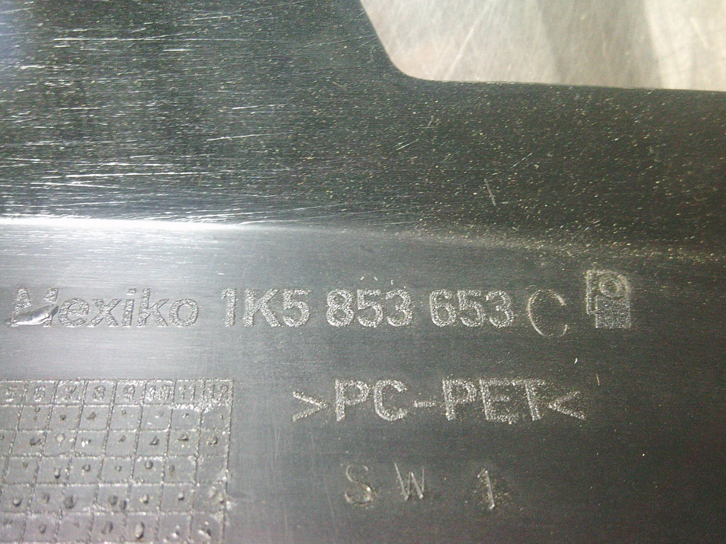 VW Golf Mk5 GT Genuine Front Upper Grille Frame Assembly (Black) New Part