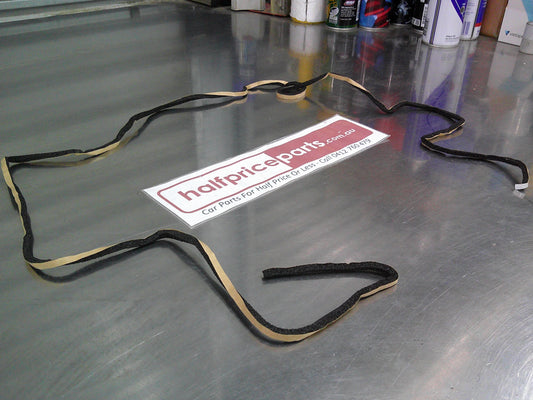 Isuzu D-Max Genuine Front Dash Seal New Part