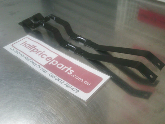 Holden VT/VX/VY/VZ Commodore Genuine Power Steering Cooler Bracket (Without Studs) New Part