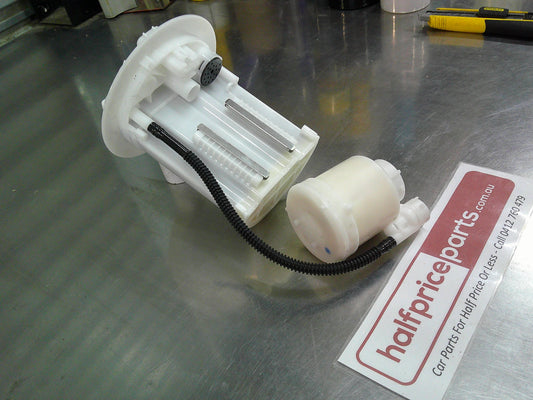 Toyota Prius/Lexus CT200 Genuine Intank Fuel Filter New Part