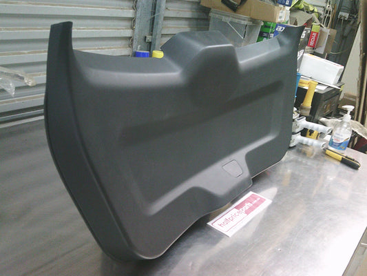 Holden CG/CG Series II Captiva Genuine Rear Inner Lower Tail Gate Trim New Part