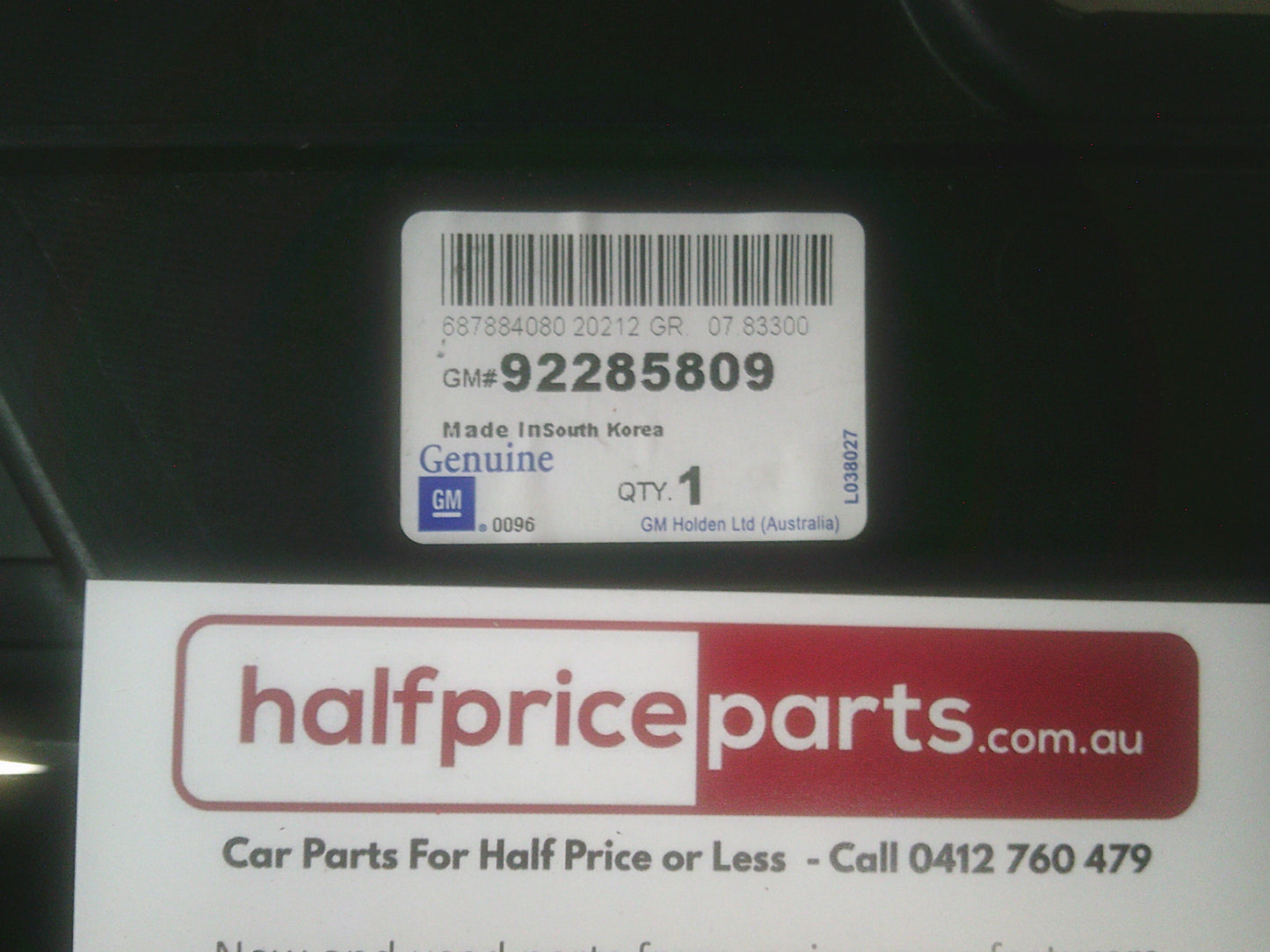 Holden VF Commodore Genuine Front Right Hand Outer Bumper Bracket New Part