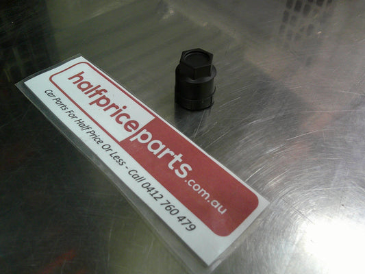 Holden VT/VX/VY/VZ Commodore Genuine Wheel Lug Nut Cap New Part