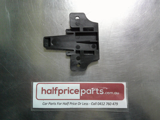 Holden EQ Equinox Genuine Trailer Control Module Bracket New Part
