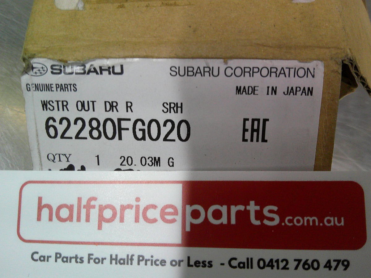 Subaru Forester Genuine Right Hand Rear Outer Chrome Door Belt Weather Strip New Part