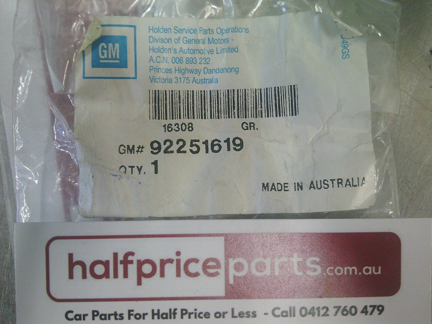 Holden VF/SS Commodore Genuine Lower Radiator Assembly Mount - New Part