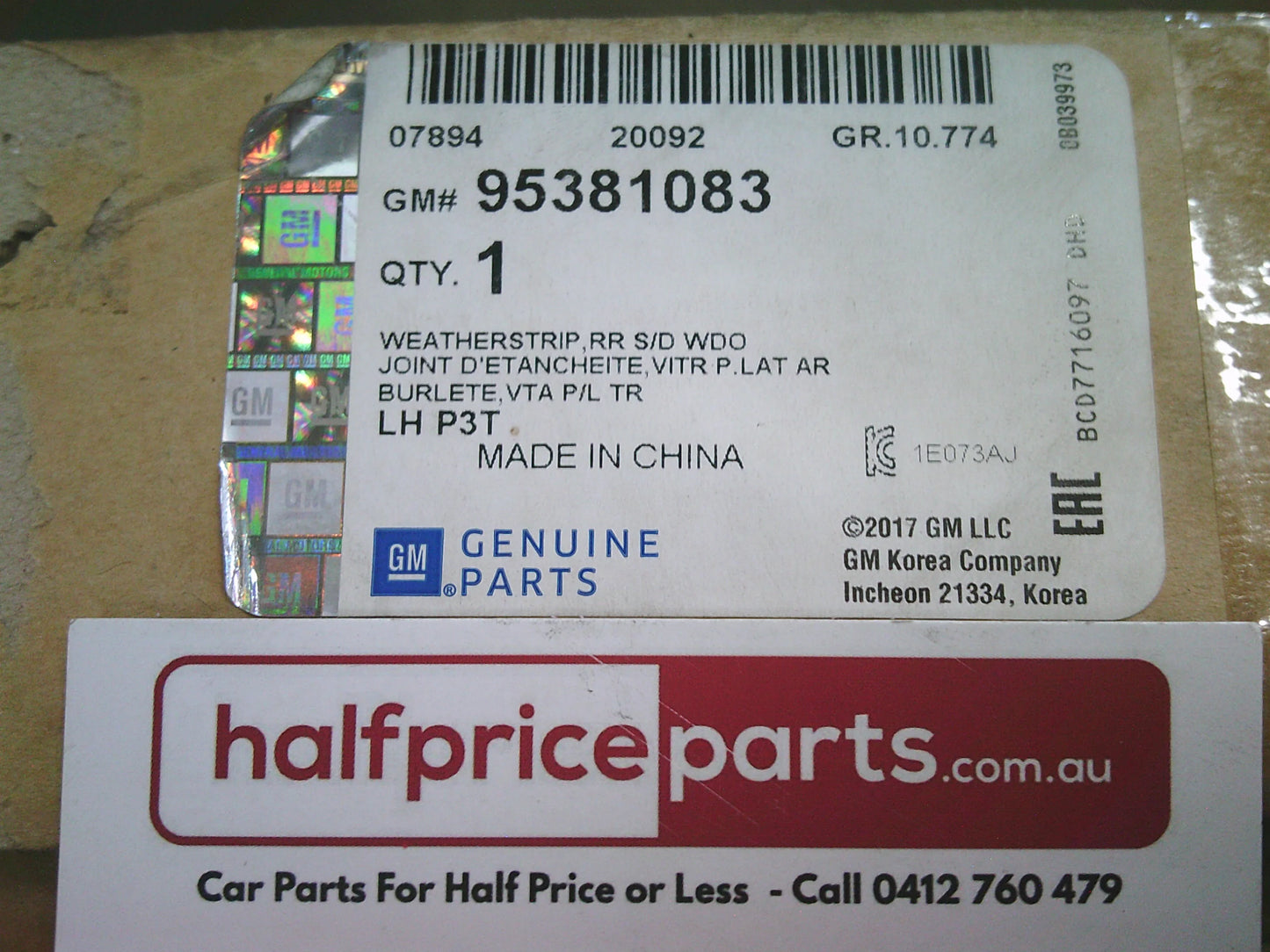 Holden Trax Genuine Left Hand Rear Window Weather Strip with Glass Insert Frame New Part