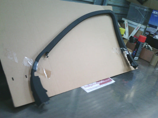 Holden GH Cruze Right Hand Front Upper Door Moulding Trim (Black) New Part