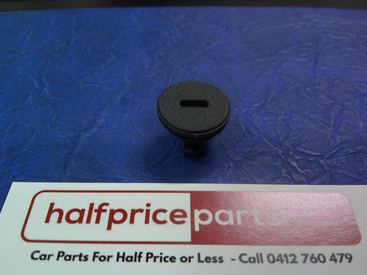 Holden VT/VX Commodore/WH Statesman/Caprice Genuine Seat Side Trim Plug New Part