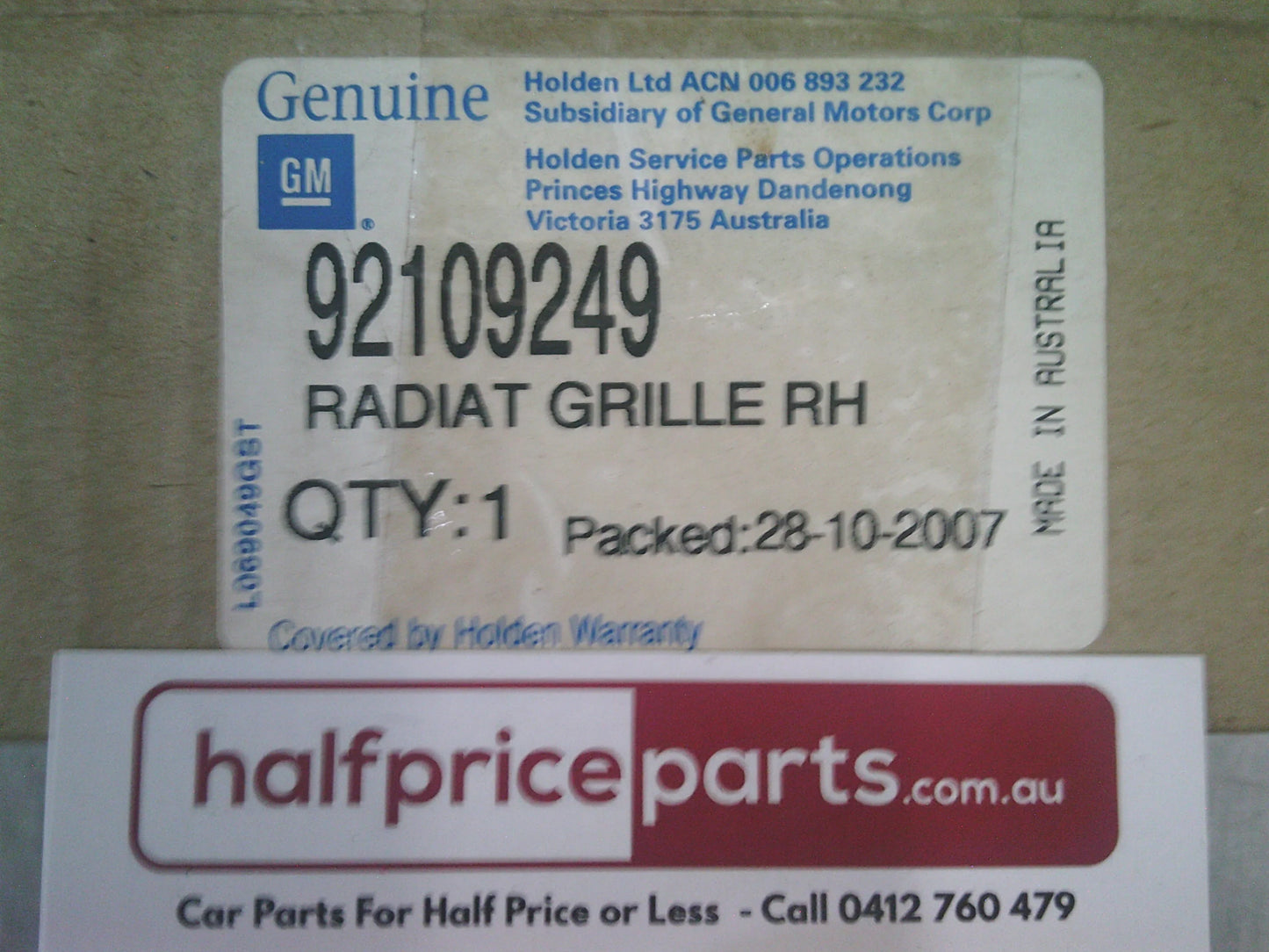Holden VX/VU Exec Series II Genuine Right Front Grilles Assembly New Part