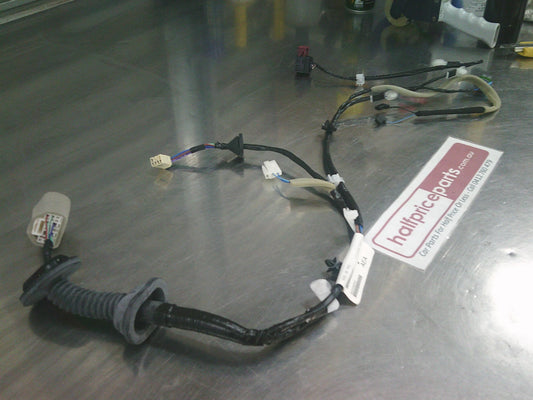 Holden VE Commodore Series I Genuine Right Hand Rear Door Wiring Loom New Part