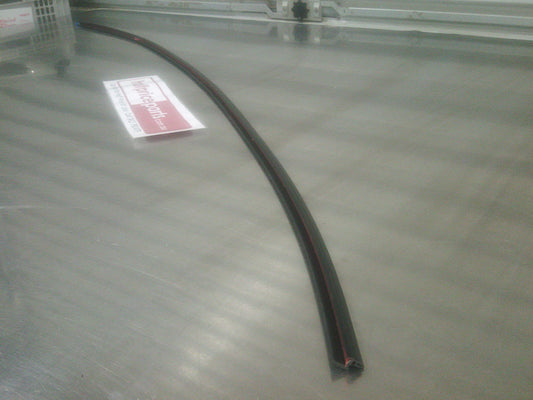 Holden RC Colorado/Isuzu D-Max Genuine Front Top Windscreen Moulding New Part