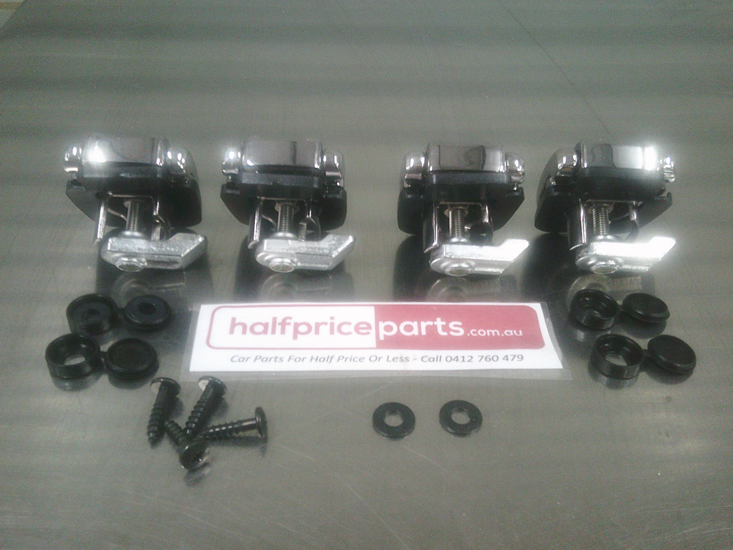 Holden RG Colorado Crew Cab Tub Liner Fitting Kit (Incomplete) New Part