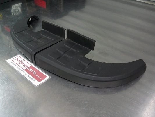 Holden RG Colorado Genuine Left And Right Rear Step End Trims (Sold As Pair Only) Used Part