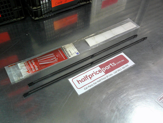 Holden VT/VX/VY/VZ Commodore/ WH/WK/WL /Statesman/Caprice Genuine Wiper Blade Refills Set of 2 New Part