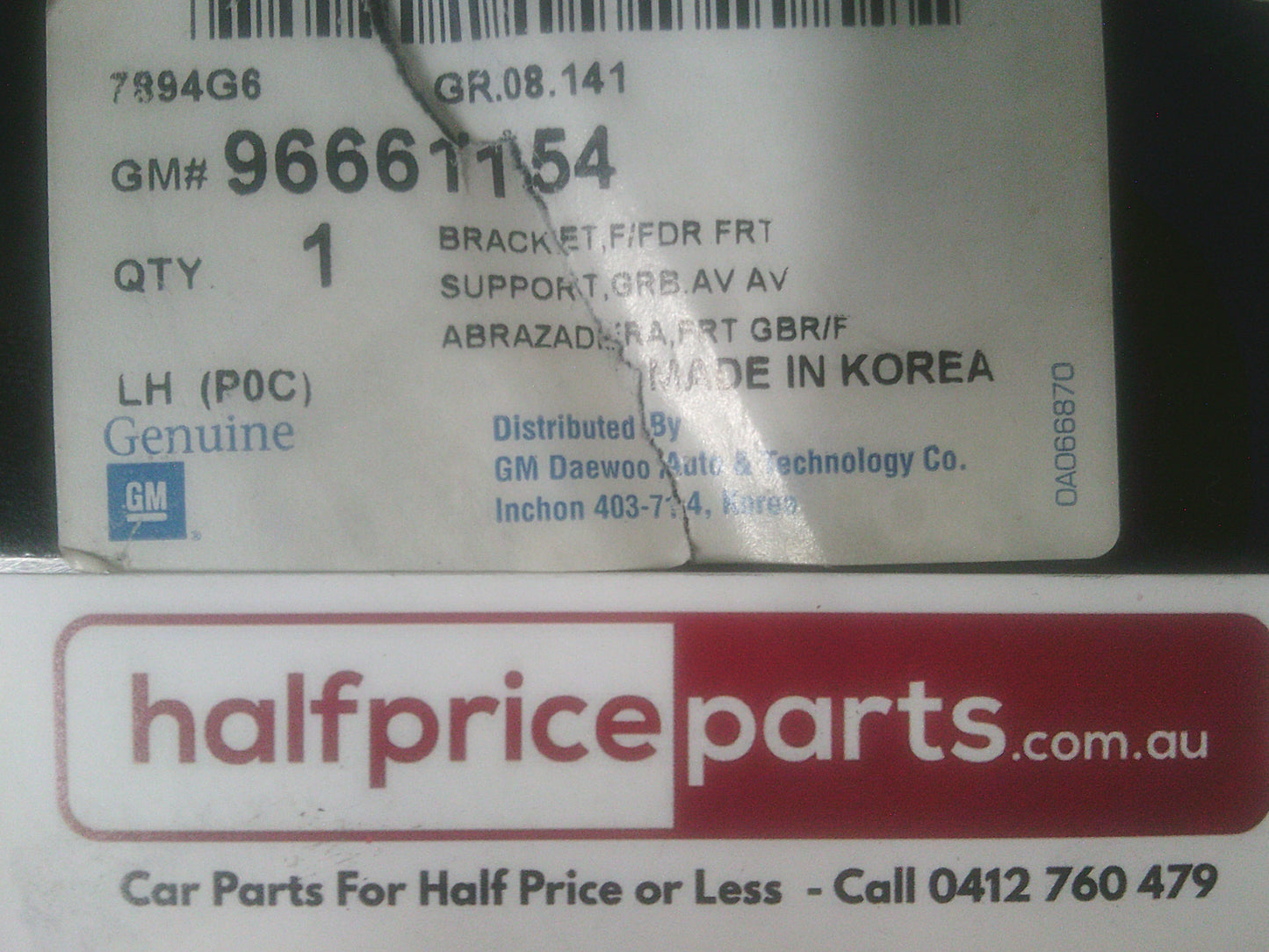 Holden CG Captiva Genuine Left Hand Front Guard Mounting Bracket New Part