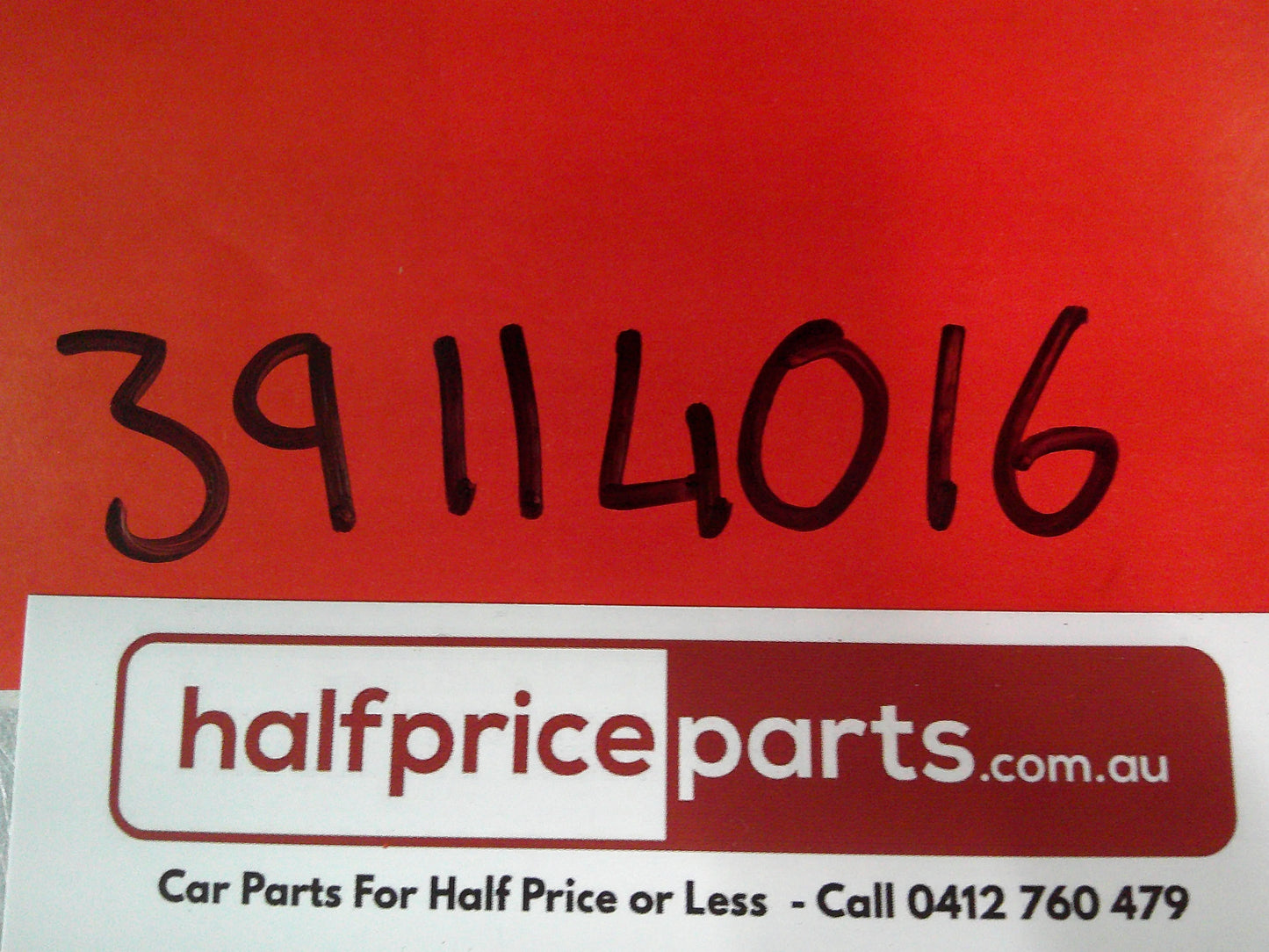 Holden ZB Commodore Hatch Back Genuine Right Hand Front Guard Insulator New Part